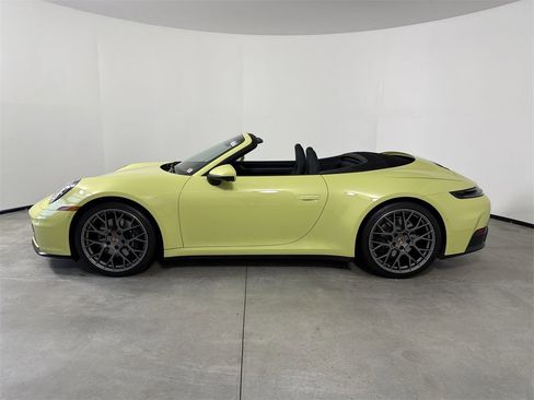 Certified 2025 Porsche 911 Carrera image 2