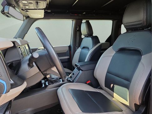 Certified 2023 Ford Bronco Wildtrak image 14