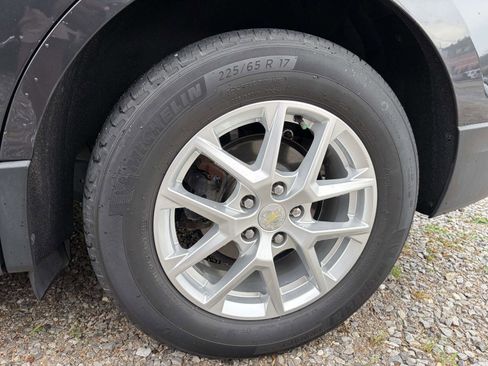 Used 2022 Chevrolet Equinox LS FWD image 7