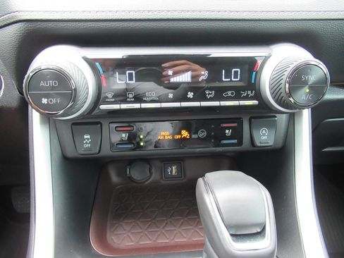 Used 2025 Toyota RAV4 Limited w/ Weather Package FWD image 28