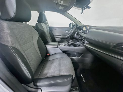 Used 2023 Nissan Rogue SV AWD/4WD image 29