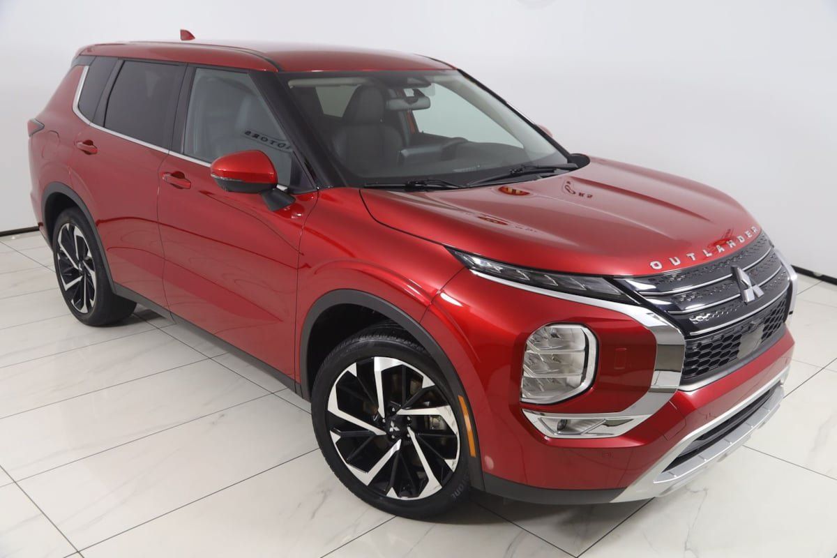 Used 2024 Mitsubishi Outlander Ralliart AWD/4WD image 17
