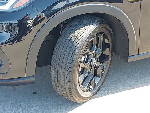 Certified 2024 Honda HR-V Sport image 31