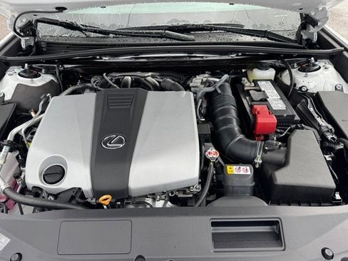 New 2025 Lexus ES 350 w/ Premium Package image 10