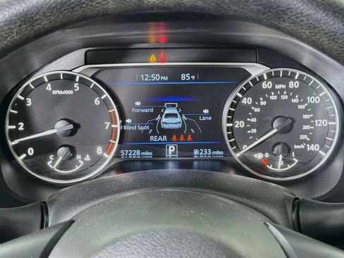 Used 2024 Nissan Altima 2.5 SV FWD image 16