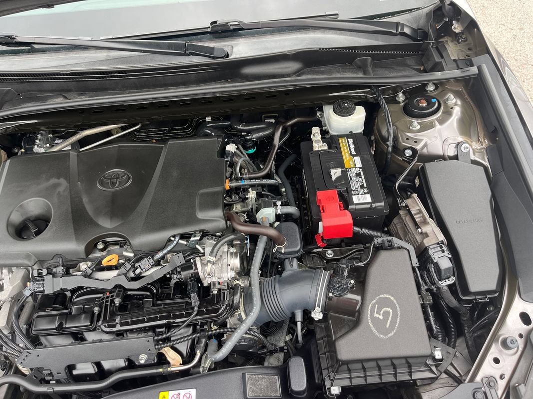 Used 2021 Toyota Camry XSE FWD image 34
