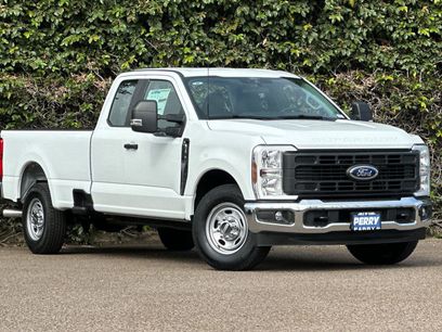 New 2025 Ford F250 XL w/ XL Chrome Package