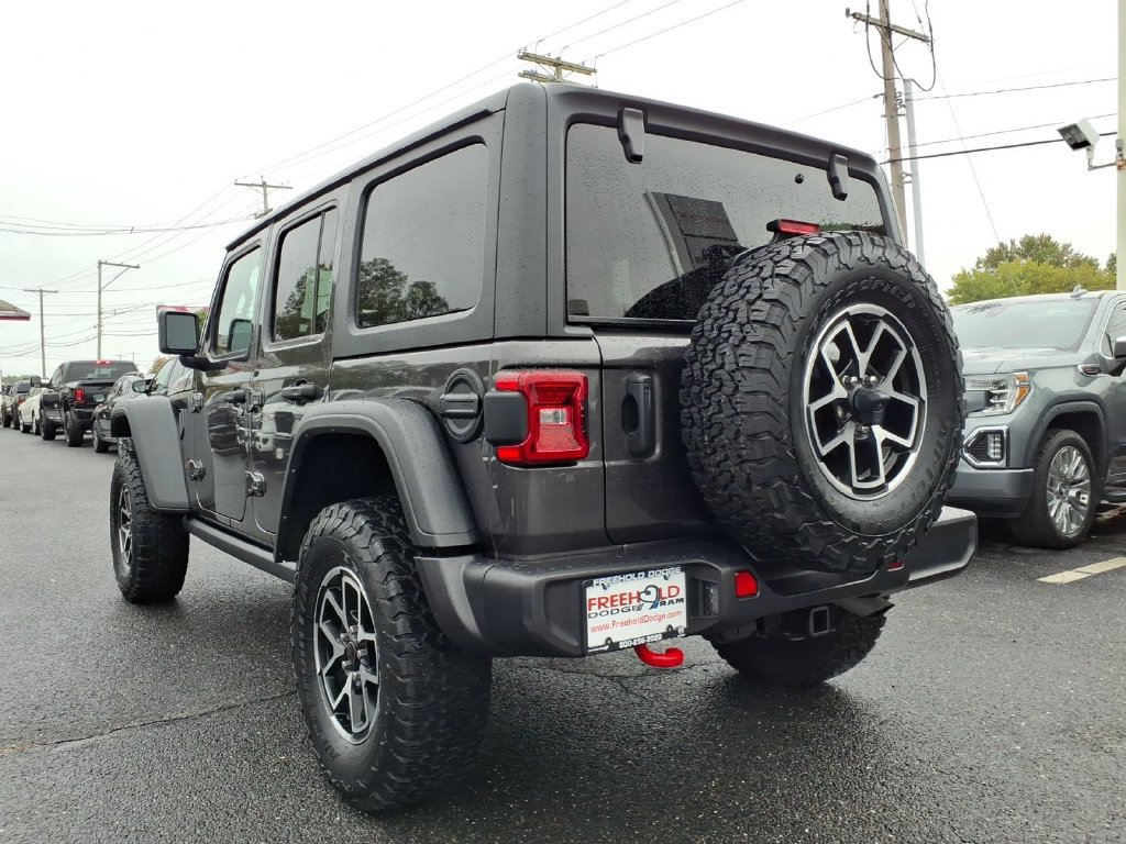 Used 2024 Jeep Wrangler Unlimited Rubicon AWD/4WD image 22