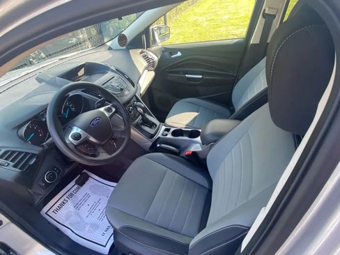 Used 2016 Ford Escape SE image 10