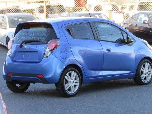 Used 2014 Chevrolet Spark LT FWD image 8