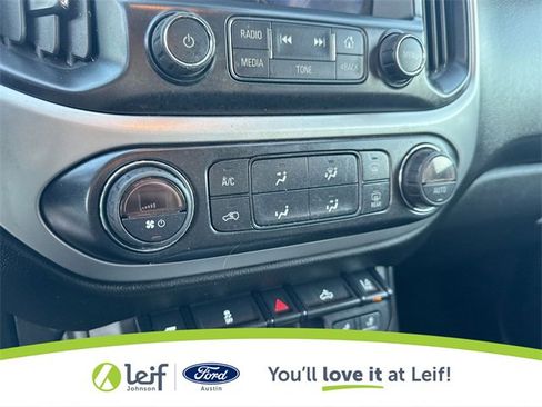 Used 2015 Chevrolet Colorado LT w/ Luxury Package image 21