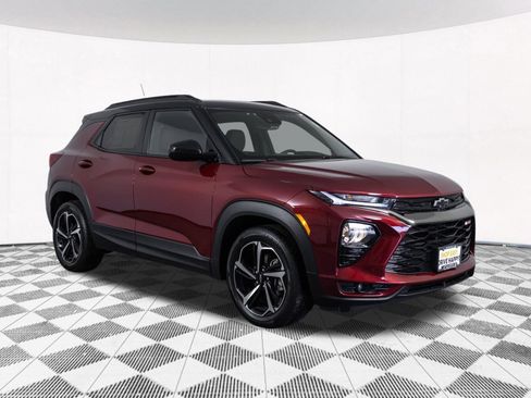 Used 2023 Chevrolet TrailBlazer RS w/ Sun and Liftgate Package FWD image 22