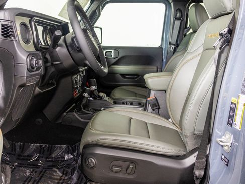 New 2026 Jeep Gladiator Mojave image 21
