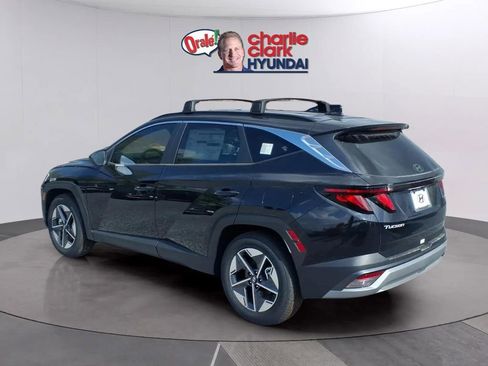 New 2026 Hyundai Tucson SEL FWD image 3