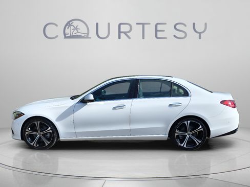 Used 2023 Mercedes-Benz C 300 Sedan image 2