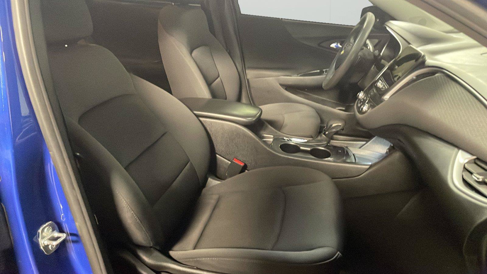 Used 2023 Chevrolet Malibu LS FWD image 14