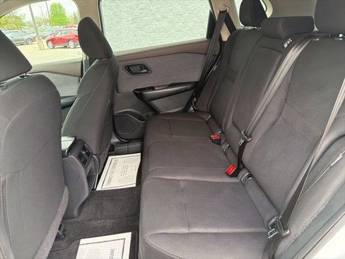 Used 2023 Nissan Rogue S FWD image 12