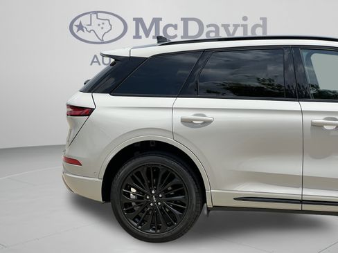 Certified 2023 Lincoln Corsair Reserve w/ Equipment Group 202A AWD/4WD image 33