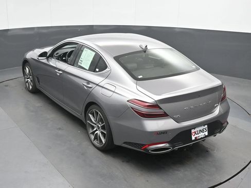 Used 2025 Genesis G70 2.5T AWD/4WD image 39