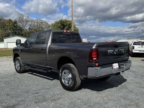 New 2026 RAM 3500 Tradesman AWD/4WD image 21