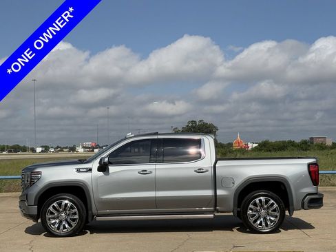 Used 2024 GMC Sierra 1500 Denali w/ Denali Reserve Package AWD/4WD image 3
