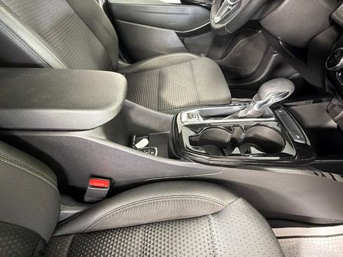 Certified 2024 Chevrolet Trax LT w/ Driver Confidence Package FWD image 49