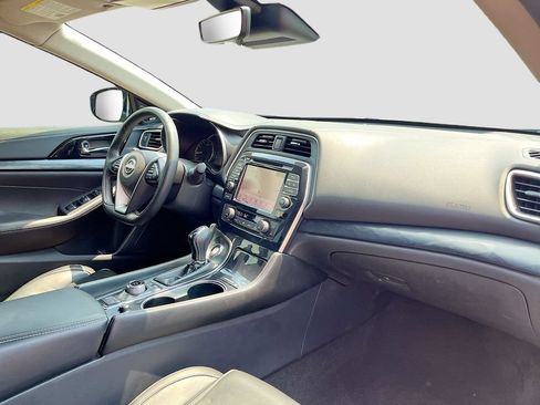 Used 2023 Nissan Maxima Platinum w/ Sport Mat Group FWD image 30