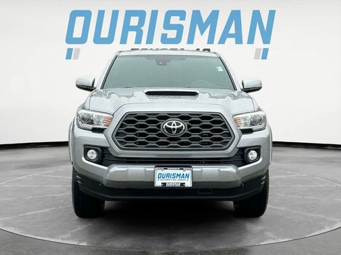Used 2020 Toyota Tacoma TRD Sport image 2
