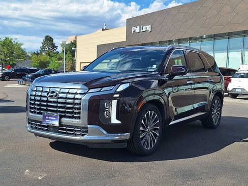 Used 2023 Hyundai Palisade Calligraphy w/ Cargo Package AWD/4WD image 7