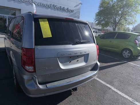 Used 2016 Dodge Grand Caravan SXT w/ Rear Park Assist Package image 16