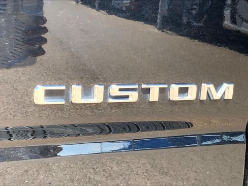 Used 2024 Chevrolet Silverado 1500 Custom RWD image 10