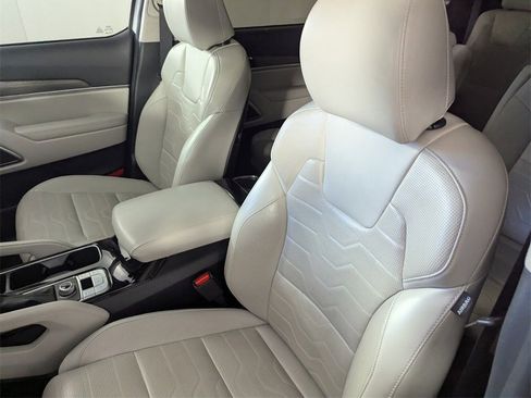 Used 2022 Kia Telluride SX w/ SX Prestige Package image 12