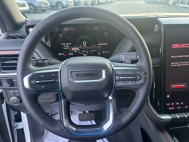 New 2026 GMC Yukon Denali AWD/4WD image 17