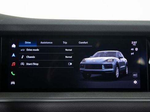 New 2026 Porsche Cayenne image 24