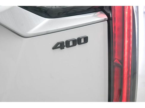 New 2025 Cadillac XT6 Sport w/ Technology Package image 40