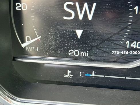 Certified 2025 GMC Sierra 1500 AT4 w/ AT4 Premium Package image 12