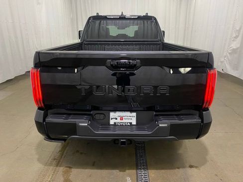 New 2026 Toyota Tundra Platinum AWD/4WD image 4