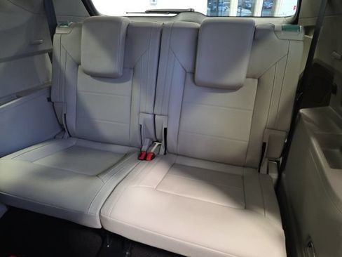 Certified 2021 Volkswagen Atlas SEL AWD/4WD image 19