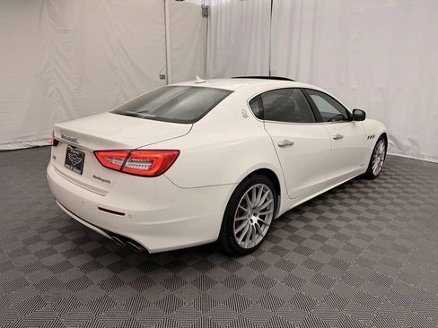 Used 2017 Maserati Quattroporte S GranLusso Q4 AWD/4WD image 5