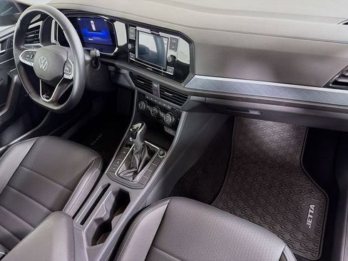 Used 2022 Volkswagen Jetta SE FWD image 29