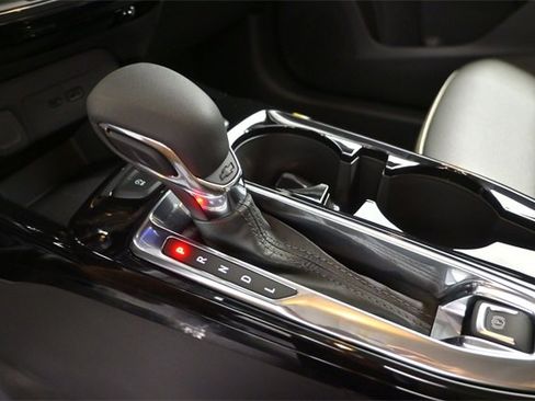 New 2025 Chevrolet Trax ACTIV w/ Driver Confidence Package image 25