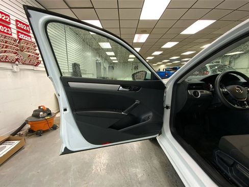 Used 2021 Volkswagen Passat 2.0T S FWD image 20
