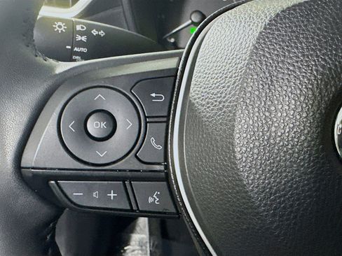 Used 2023 Toyota Corolla SE image 16