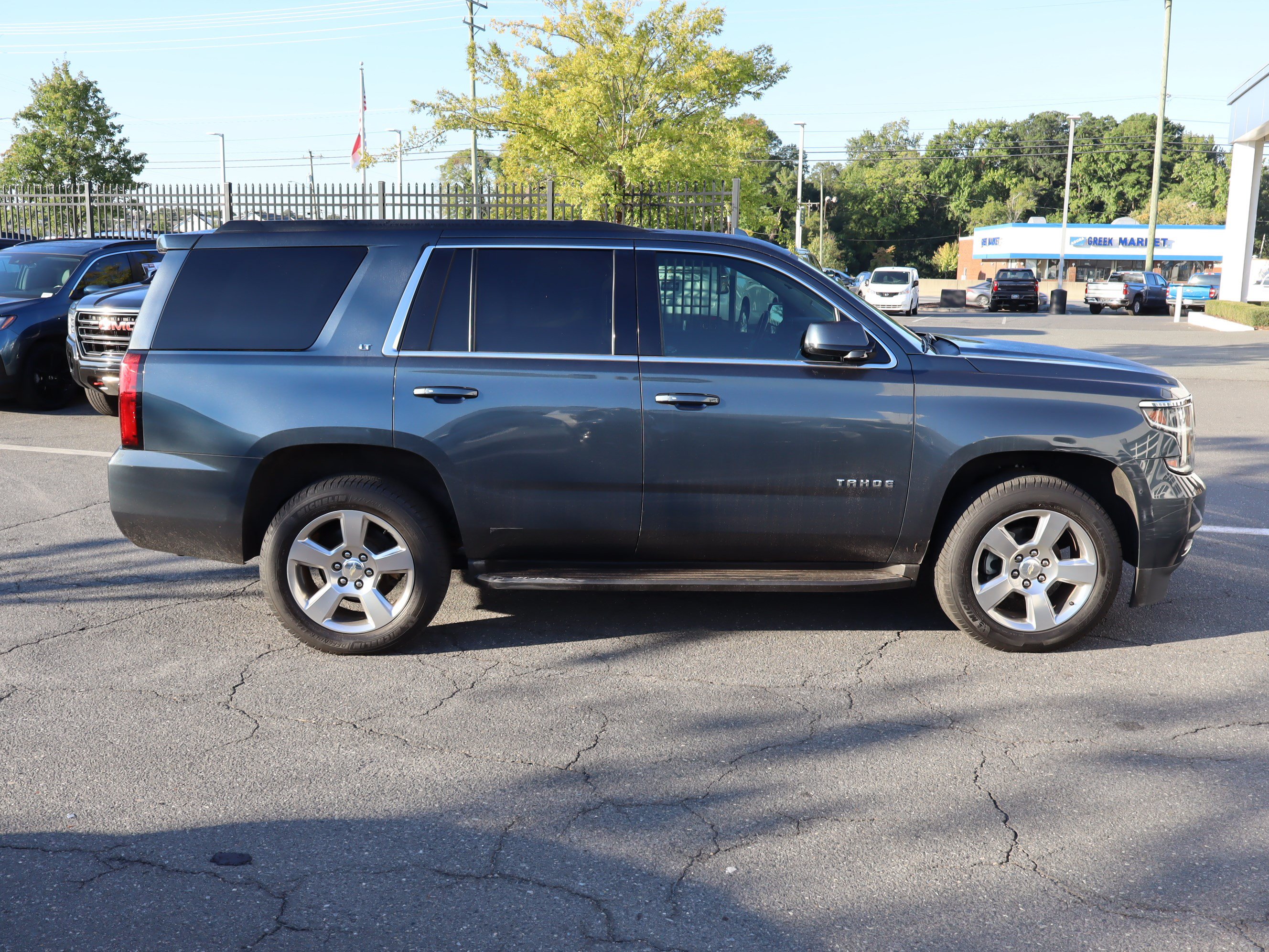 Used 2019 Chevrolet Tahoe LT AWD/4WD image 11
