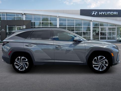New 2026 Hyundai Tucson Limited AWD/4WD image 9