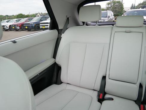 Certified 2024 Hyundai Ioniq 5 Limited AWD/4WD image 12