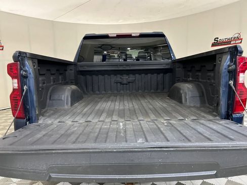Used 2023 Chevrolet Silverado 1500 LT image 19