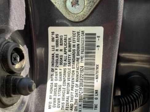 Used 2016 Honda Civic EX-T image 22