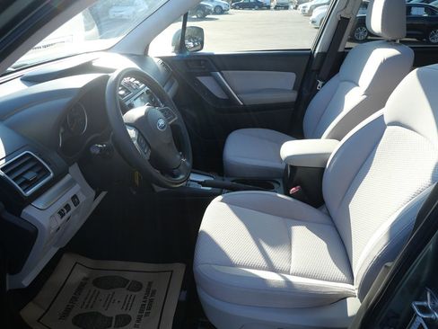 Used 2016 Subaru Forester 2.5i Premium w/ All-Weather Package image 10