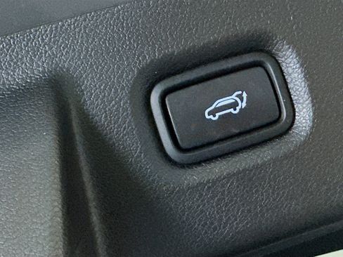 Used 2023 Hyundai Santa Fe SEL image 29